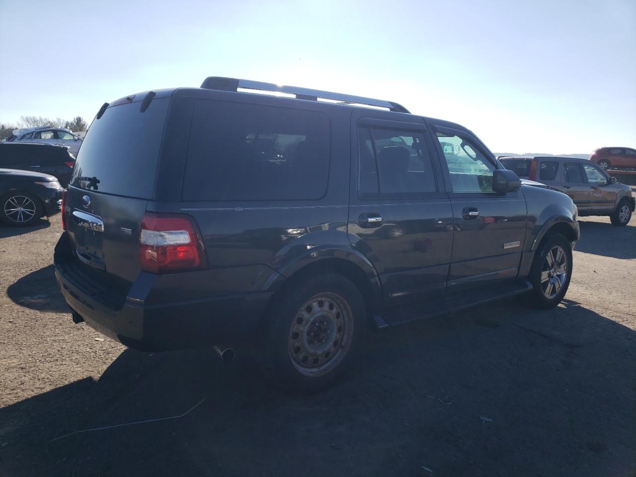 Image 3 of 2007 FORD EXPEDITION LIMITED 2007 with VIN 1FMFU20507LA26317