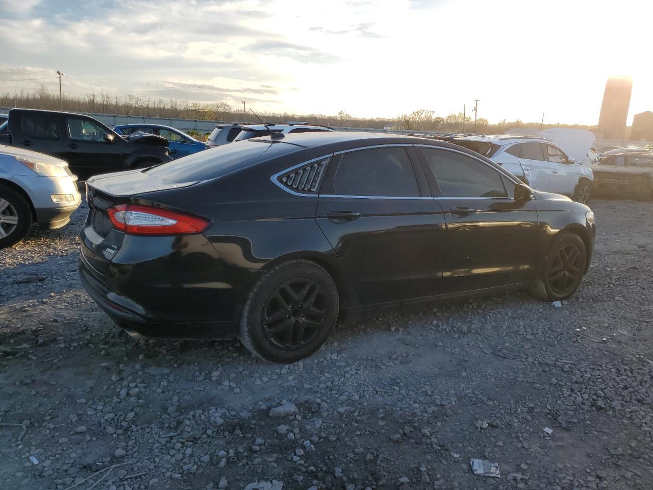 Изображение 3 2013 FORD FUSION SE 2013 с VIN 3FA6P0HR1DR205055