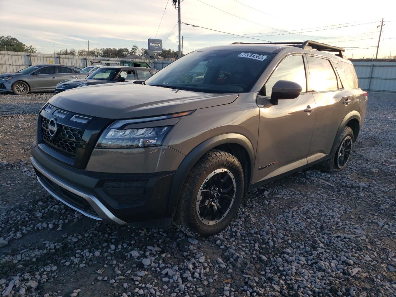 Obraz 2023 NISSAN PATHFINDER SV 2023