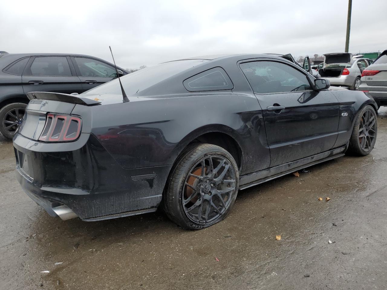 Image 3 of 2014 FORD MUSTANG GT 2014 with VIN 1ZVBP8CFXE5309680