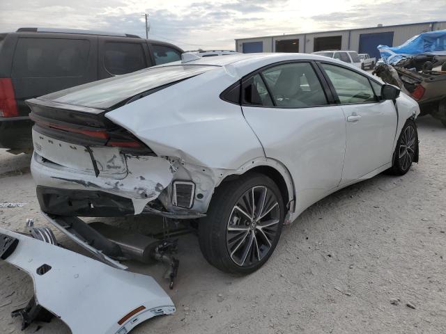 Obraz 3 z 2023 TOYOTA PRIUS LE 2023 z VIN JTDACAAU3P3008573