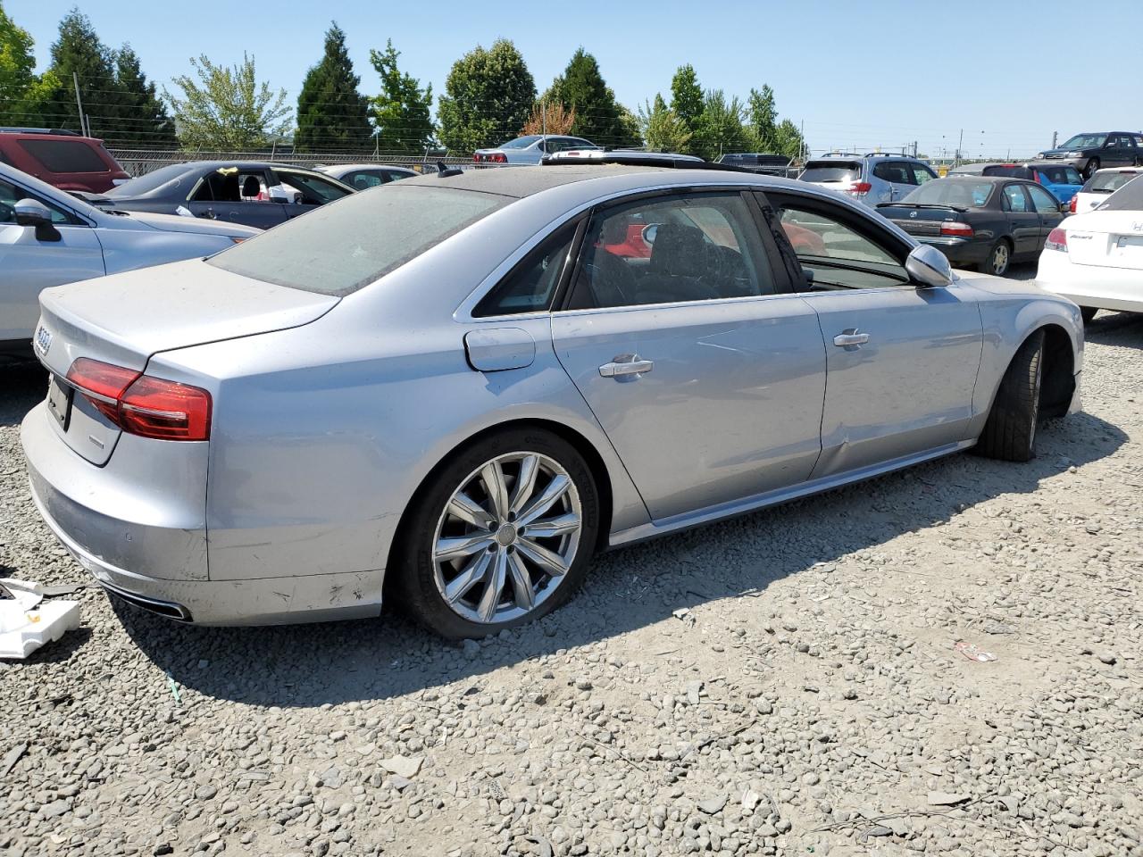 Obraz 3 z 2017 AUDI A8 L QUATTRO 2017 z VIN WAU44AFD8HN012978