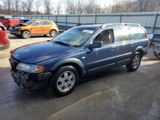 2002 VOLVO V70 XC 2002 image