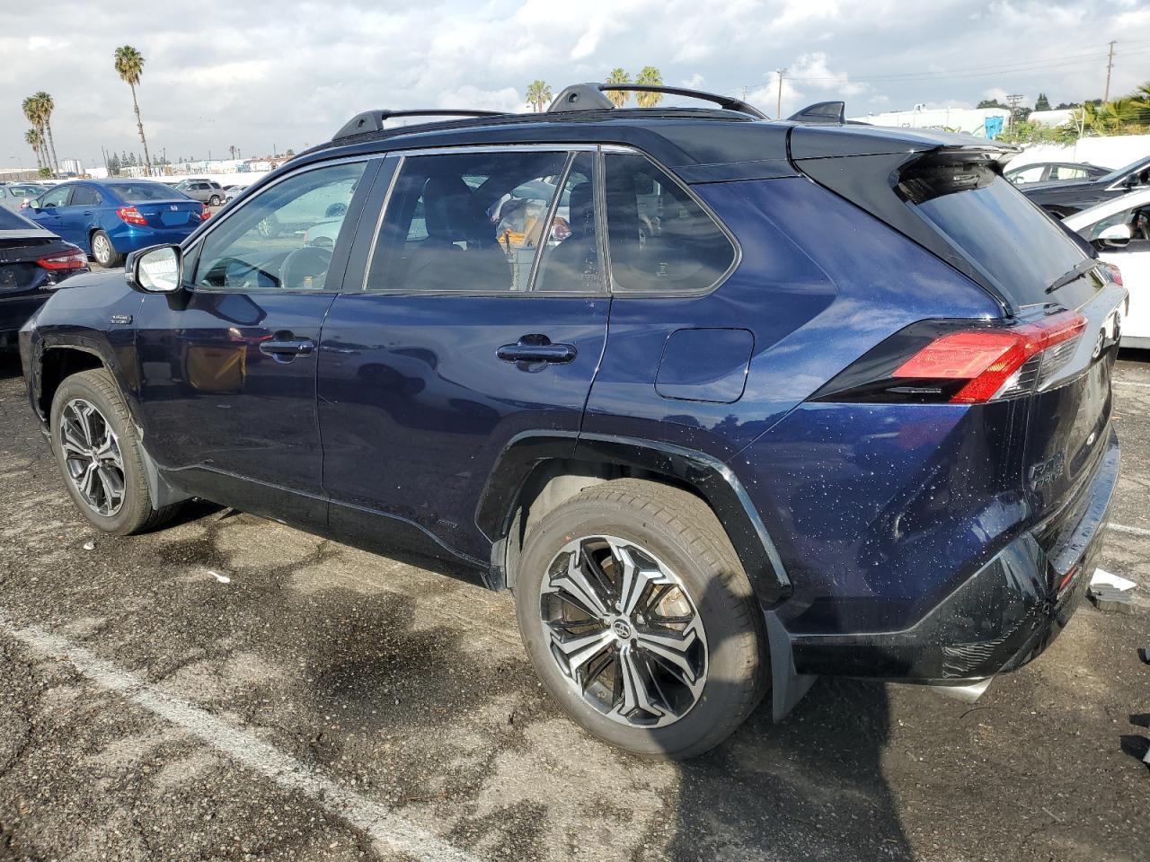 Image 2 of 2021 TOYOTA RAV4 PRIME XSE 2021 with VIN JTMFB3FV4MD032165