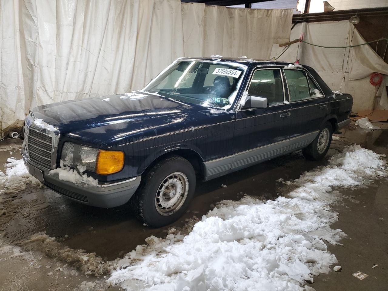 Image 1 of 1985 MERCEDES-BENZ UNKNOWN 1985 with VIN WDB1260321A012961