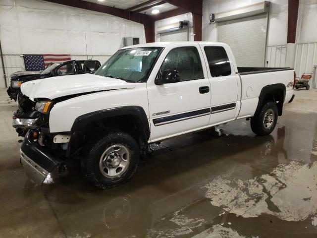 Image 1 of 2004 CHEVROLET SILVERADO K2500 HEAVY DUTY 2004 with VIN 1GCHK29U54E122246