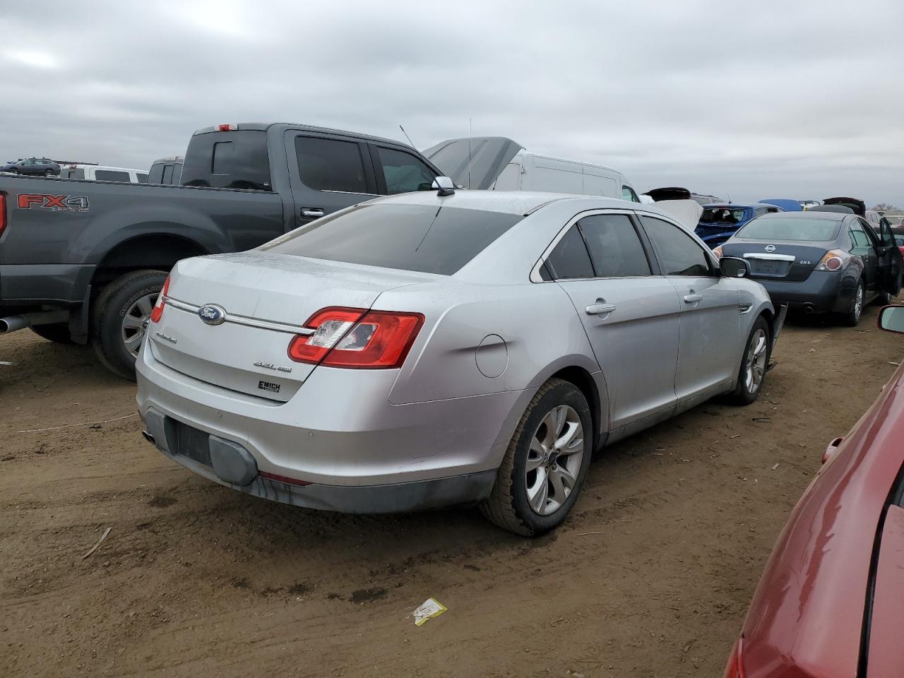 Image 3 of 2011 FORD TAURUS SEL 2011 with VIN 1FAHP2HW9BG138106
