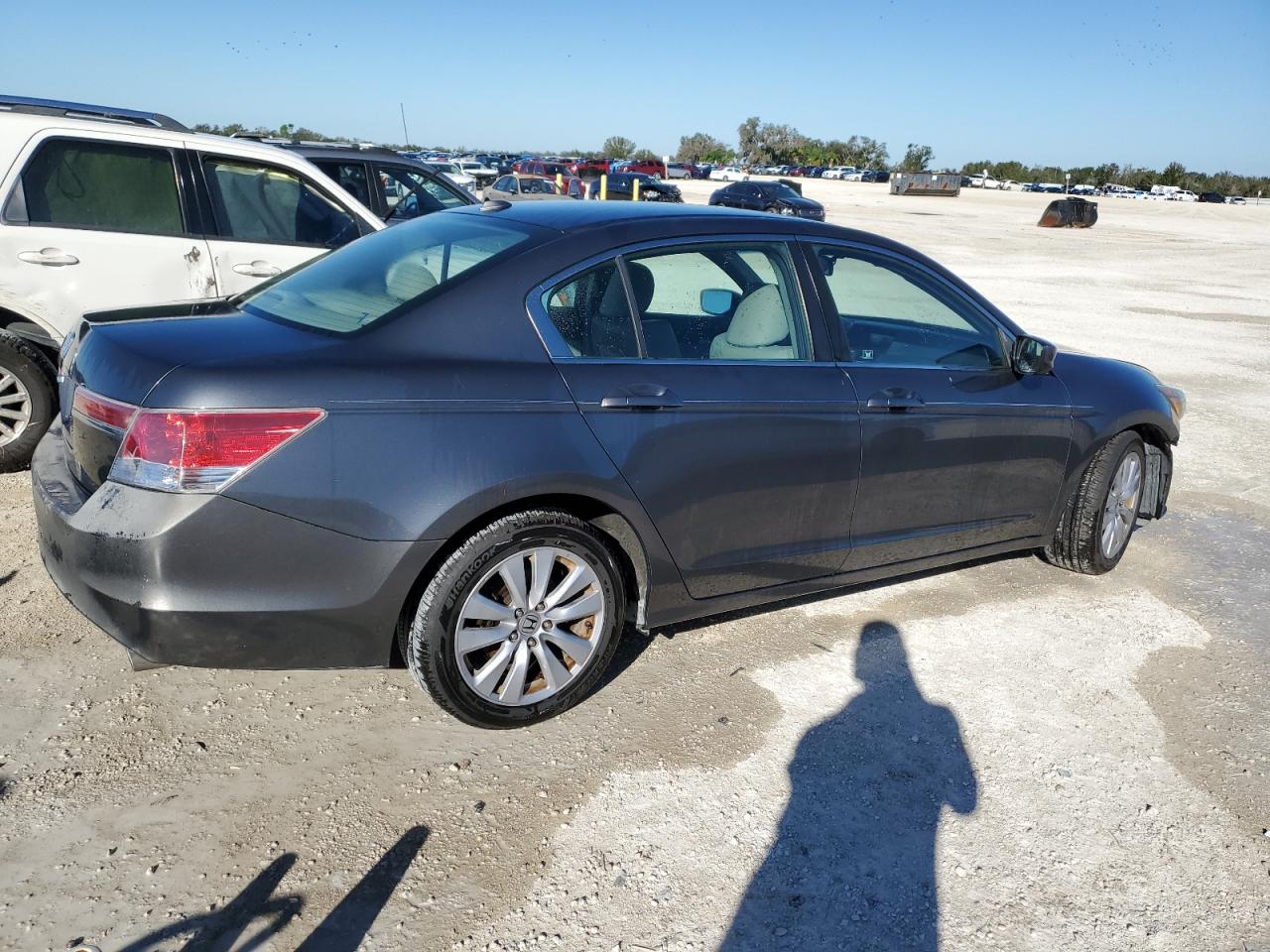 Obraz 3 z 2011 HONDA ACCORD EXL 2011 z VIN 1HGCP2F84BA049119
