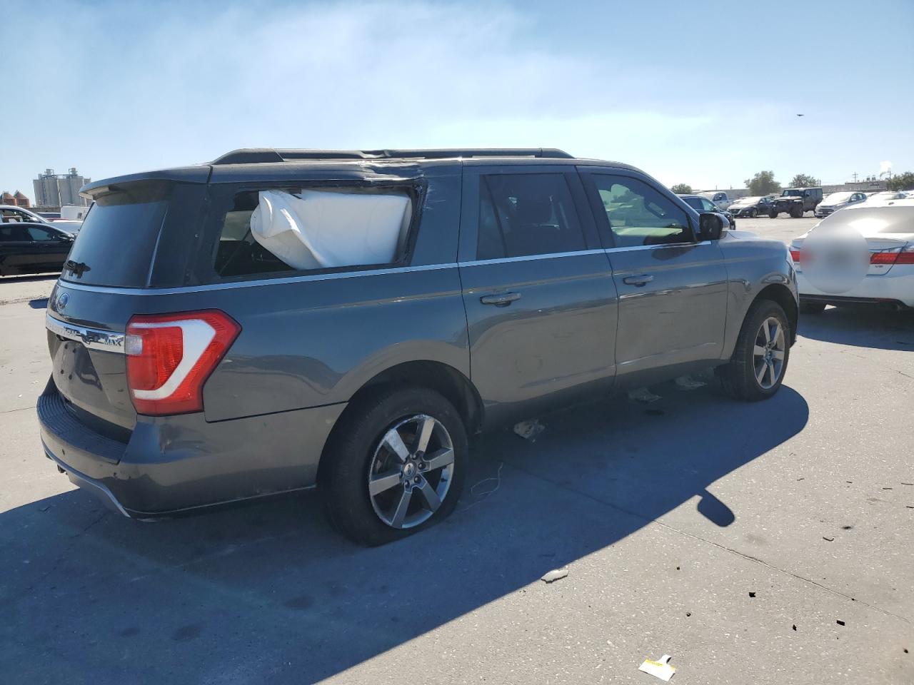 Obraz 3 z 2018 FORD EXPEDITION MAX XLT 2018 z VIN 1FMJK1HT5JEA06041