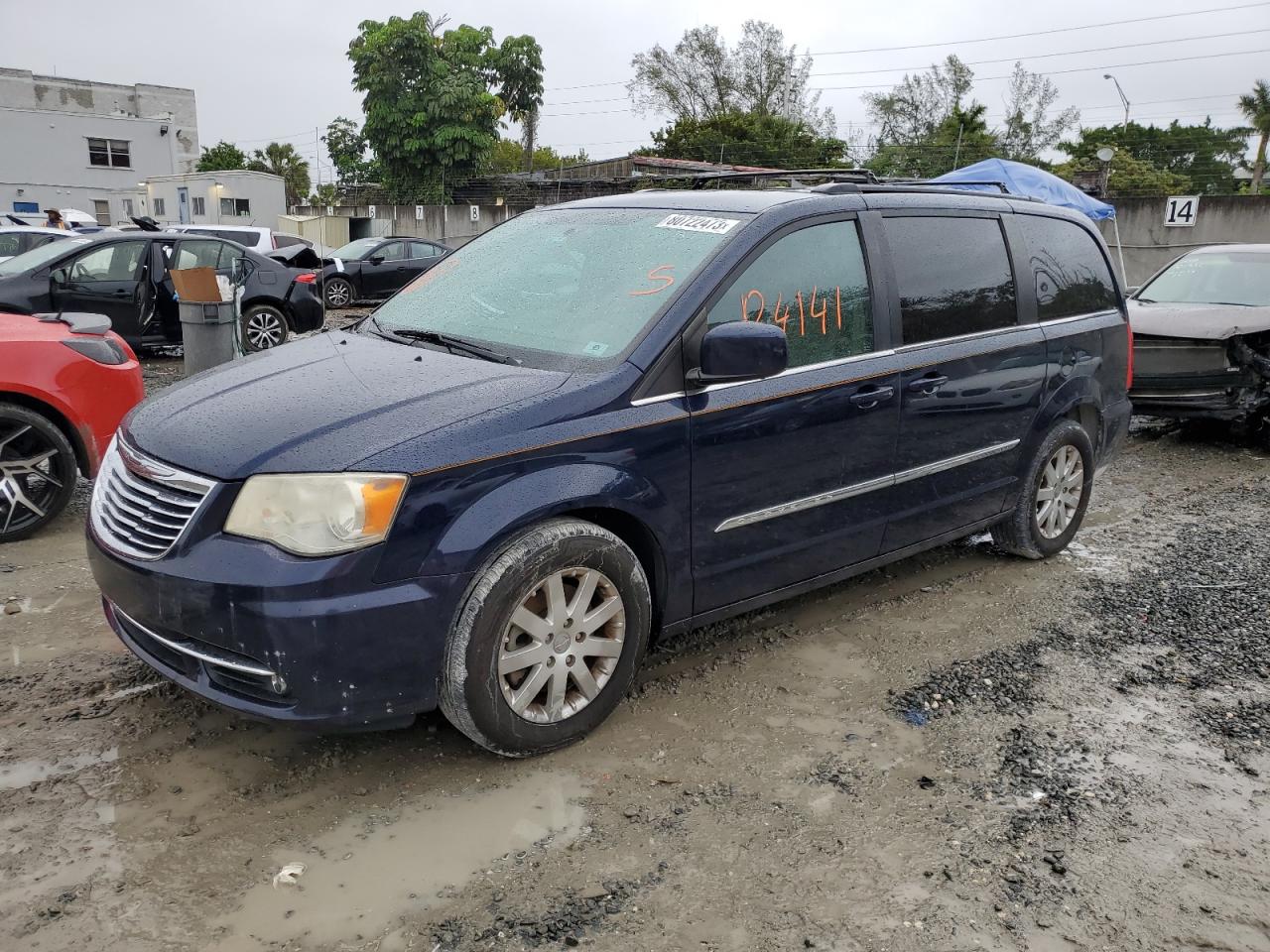 2014 CHRYSLER TOWN & COUNTRY TOURING 2014 image