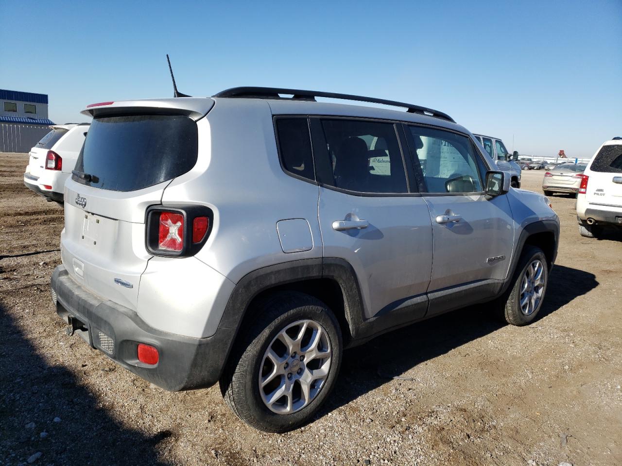 Image 3 of 2018 JEEP RENEGADE LATITUDE 2018 with VIN ZACCJBBB2JPH90336