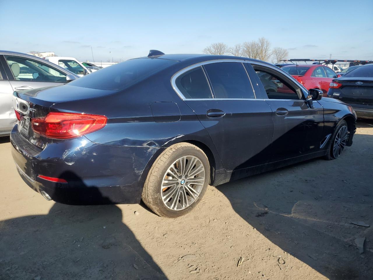 Image 3 of 2019 BMW 530 XI 2019 with VIN WBAJA7C54KWW25354