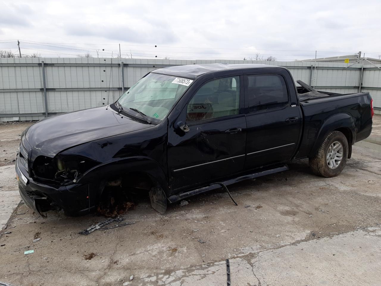 Image 1 of 2006 TOYOTA TUNDRA DOUBLE CAB SR5 2006 with VIN 5TBDT44176S518172