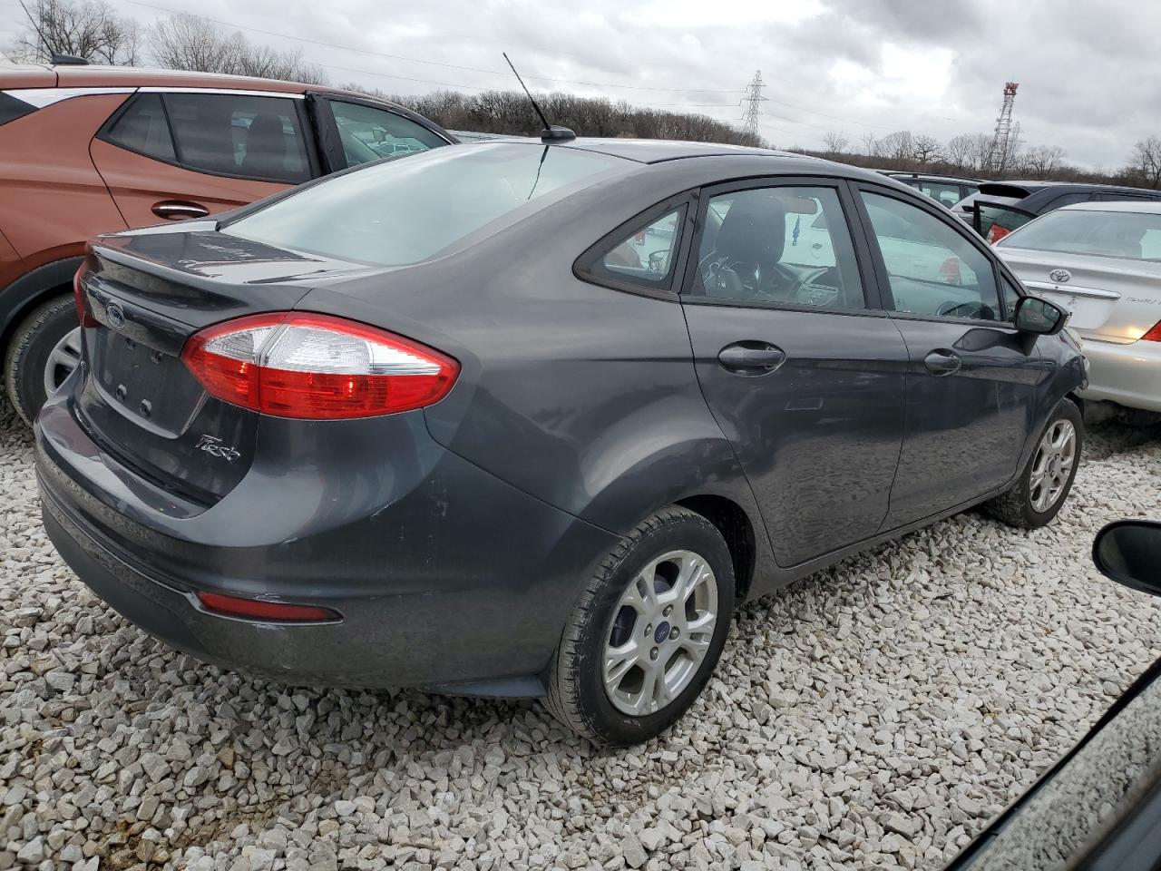 Image 3 of 2016 FORD FIESTA SE 2016 with VIN 3FADP4BJ0GM112627