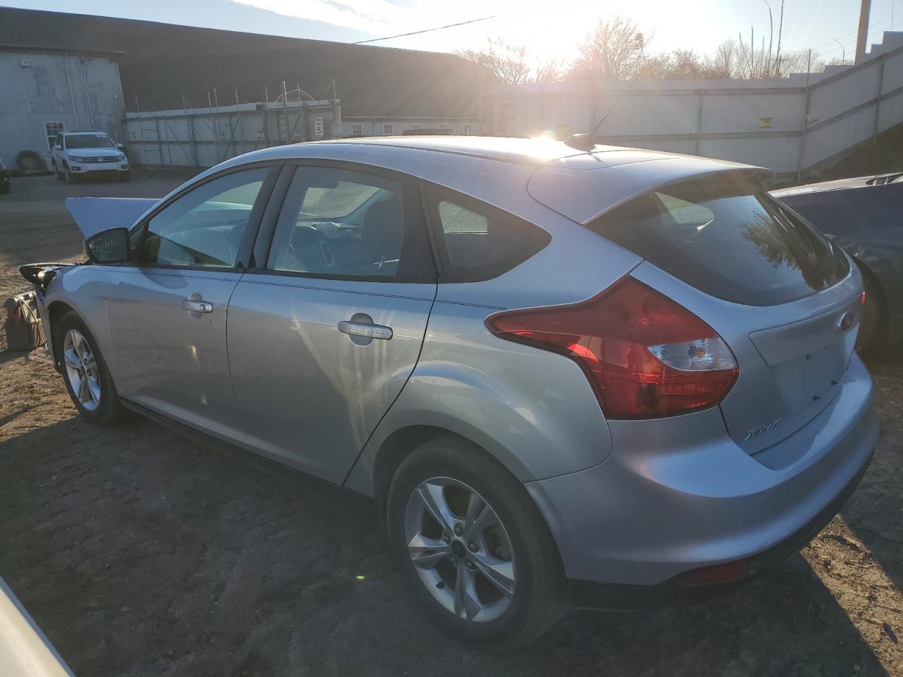 Image 2 of 2012 FORD FOCUS SE 2012 with VIN 1FAHP3K24CL370682