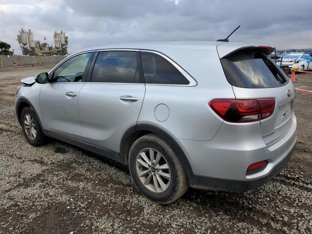 Image 2 of 2019 KIA SORENTO L 2019 with VIN 5XYPG4A36KG523837