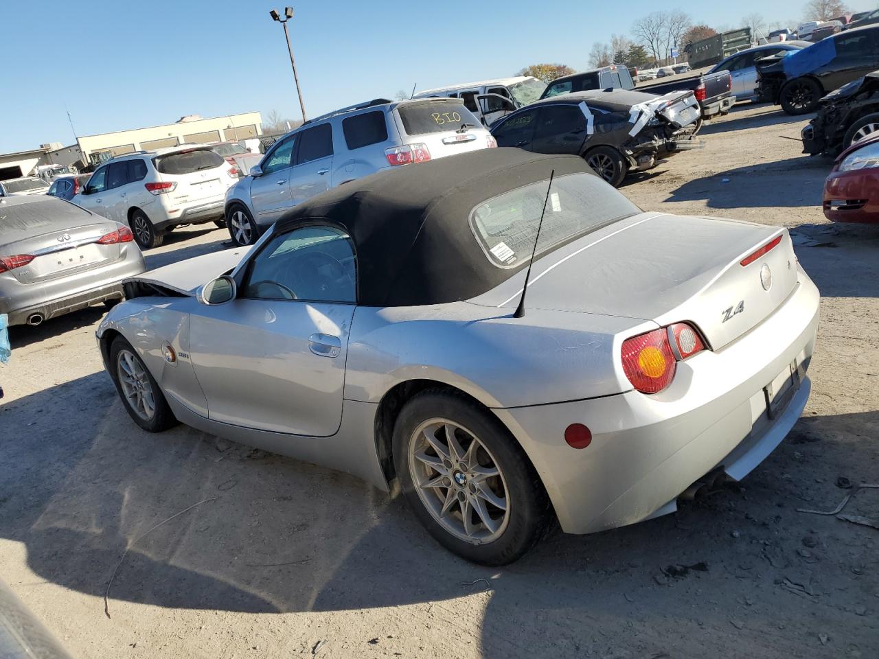 Изображение 2 2003 BMW Z4 2.5 2003 с VIN 4USBT33453LR61559