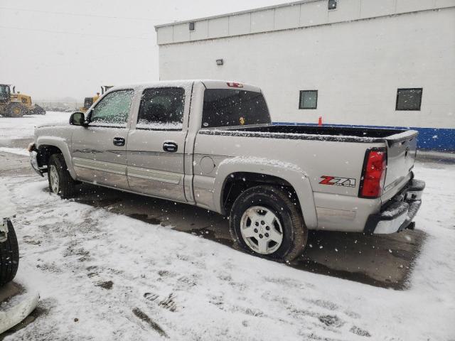 Image 2 of 2004 CHEVROLET SILVERADO K1500 2004 with VIN 2GCEK13T541396660