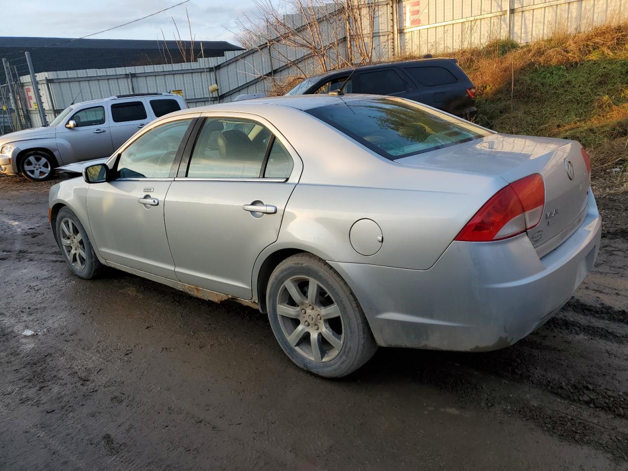 Obraz 2 z Mercury Milan Premier 2010 z VIN 3MEHM0JA1AR605238