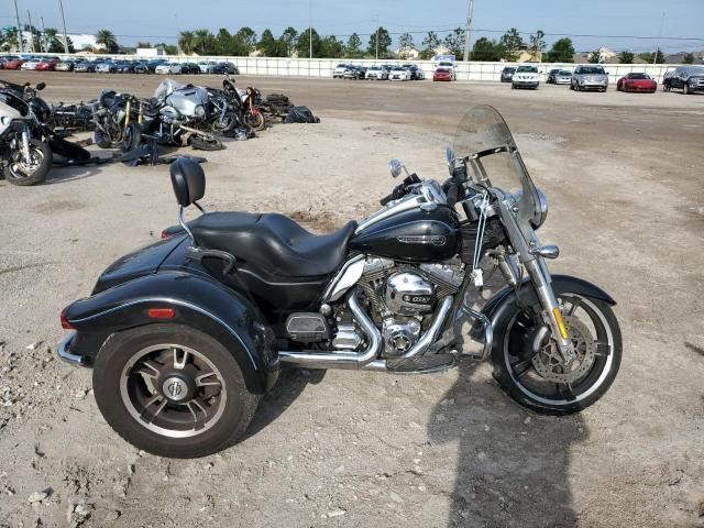 Image 1 of 2016 HARLEY-DAVIDSON FLRT FREE WHEELER 2016 with VIN 1HD1MCM19GB861686