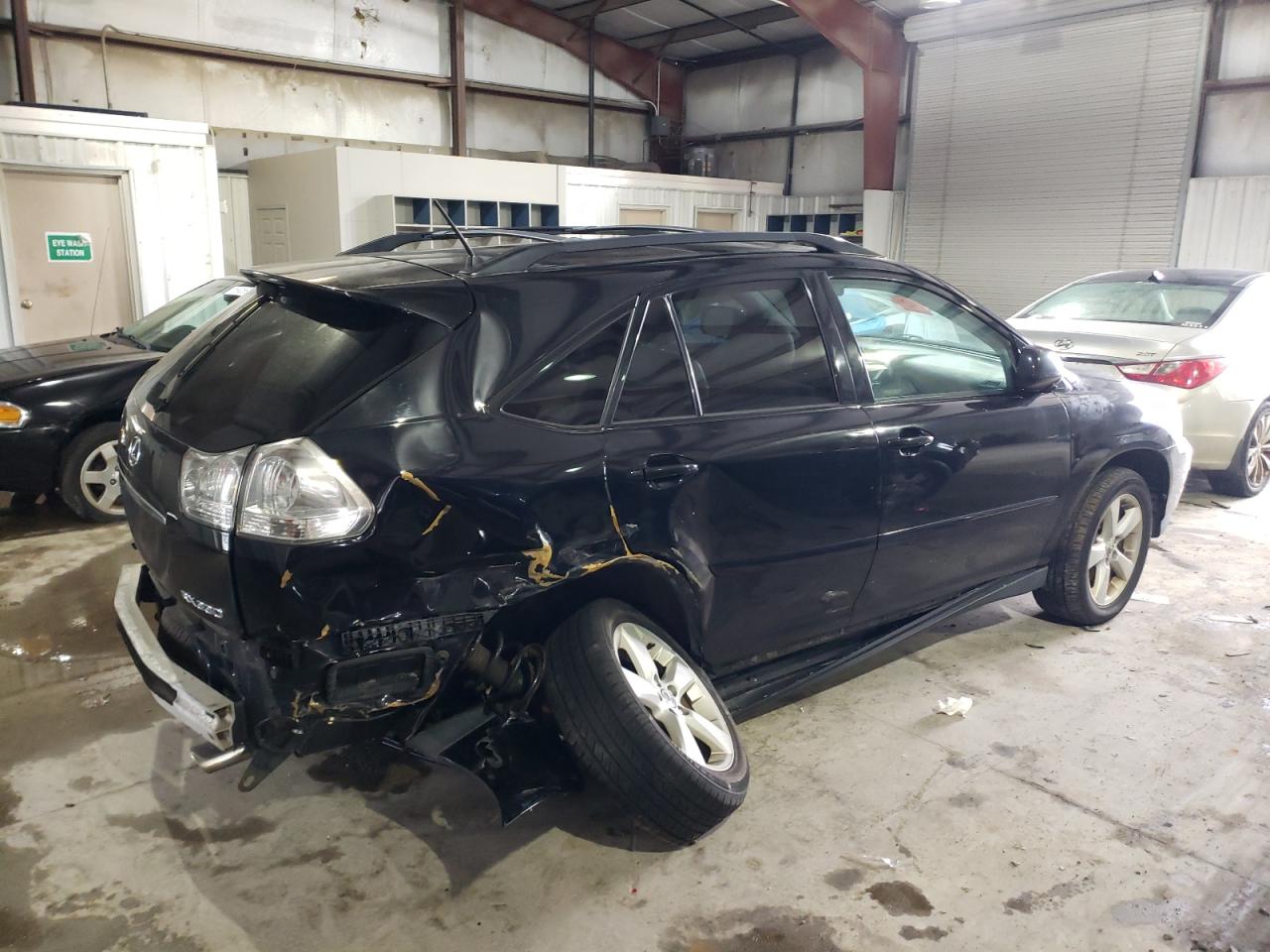 Image 3 of 2004 LEXUS RX 330 2004 with VIN 2T2HA31U04C031694