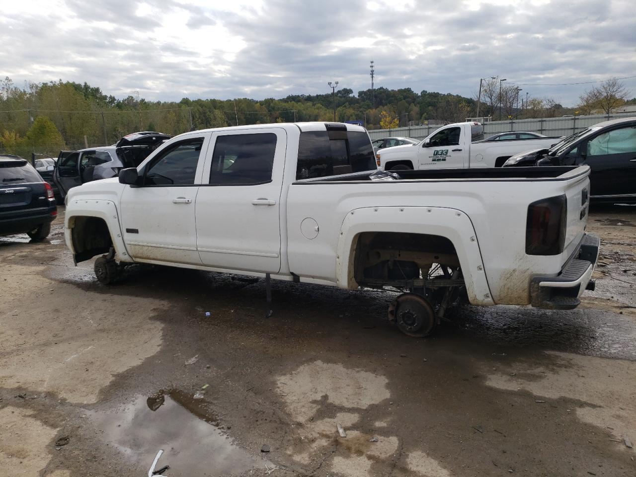 Obraz 2 z 2017 GMC SIERRA K1500 SLT 2017 z VIN 3GTU2NEC5HG300491