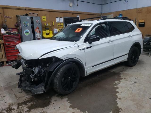 Image 1 of 2022 VOLKSWAGEN TIGUAN SE R-LINE BLACK 2022 with VIN 3VV8B7AX7NM036999