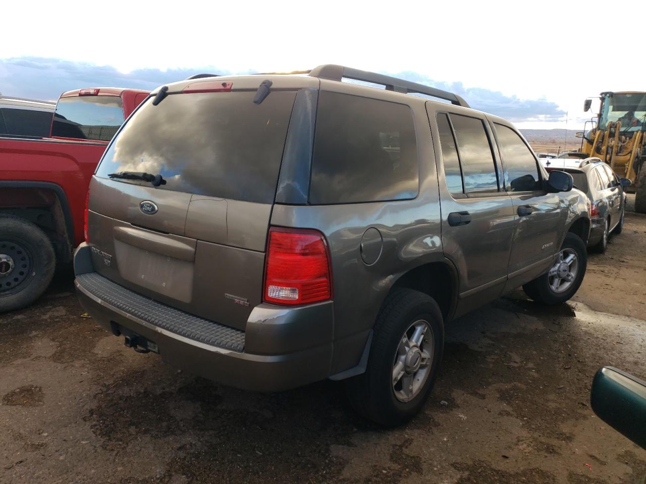 Изображение 3 2005 FORD EXPLORER XLT 2005 с VIN 1FMZU73K25UB41729