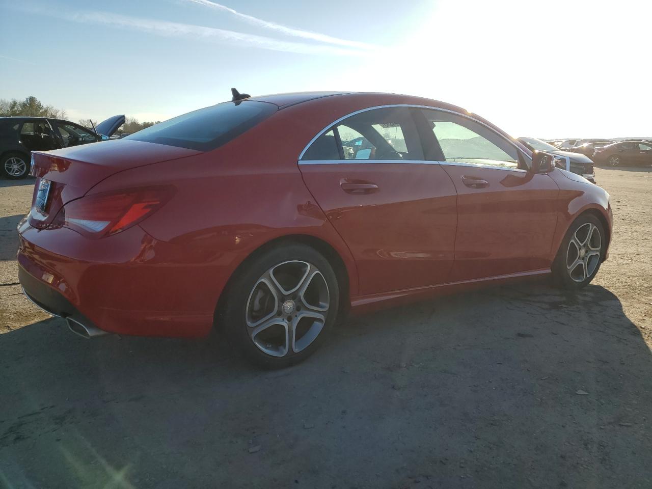 Image 3 of 2014 MERCEDES-BENZ CLA 250 2014 with VIN WDDSJ4EB7EN035738