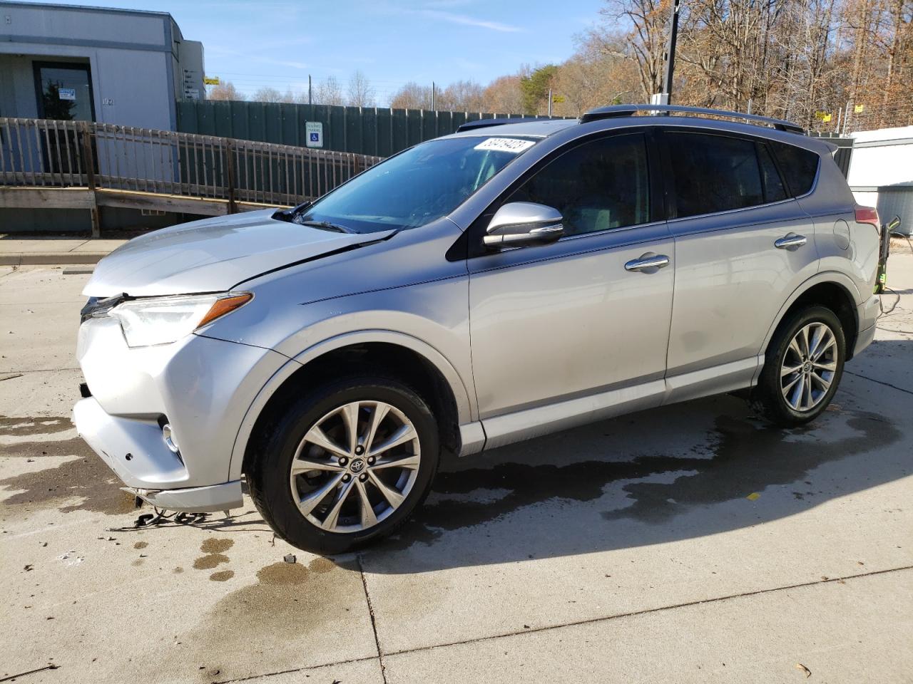Image 1 of 2017 TOYOTA RAV4 LIMITED 2017 with VIN 2T3DFREV9HW564245