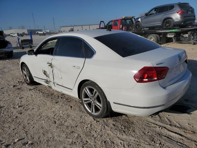 Obraz 2 z 2015 VOLKSWAGEN PASSAT SE 2015 z VIN 1VWBV7A32FC088792