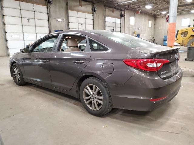 Obraz 2 z 2015 HYUNDAI SONATA SE 2015 z VIN 5NPE24AF7FH026892