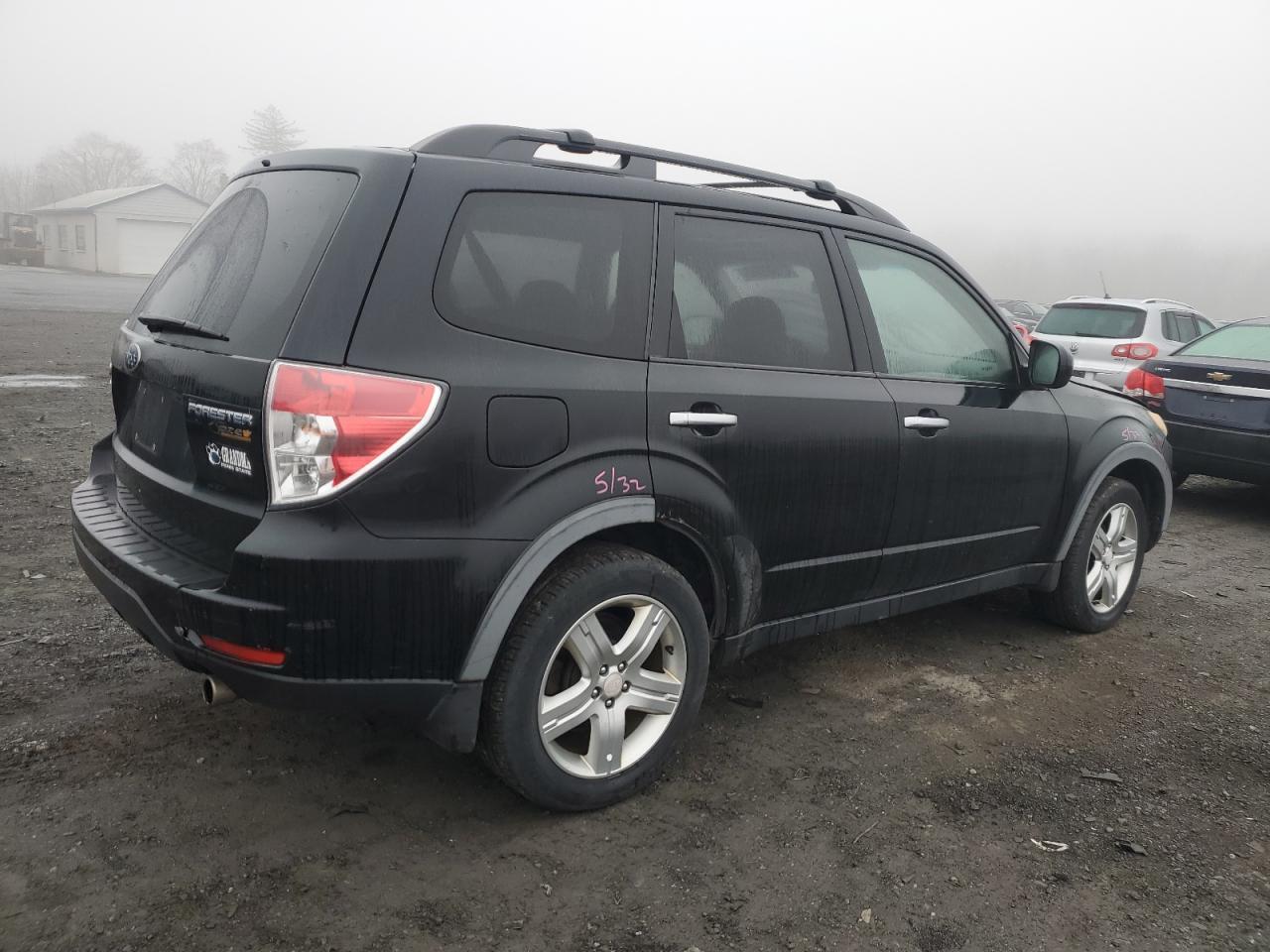 Image 3 of 2010 SUBARU FORESTER 2.5X PREMIUM 2010 with VIN JF2SH6CC8AH701299