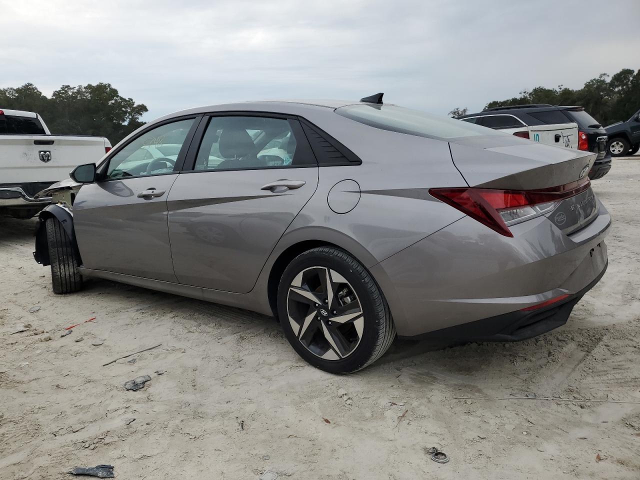 Изображение 2 2023 HYUNDAI ELANTRA SEL 2023 с VIN KMHLS4AG2PU548302