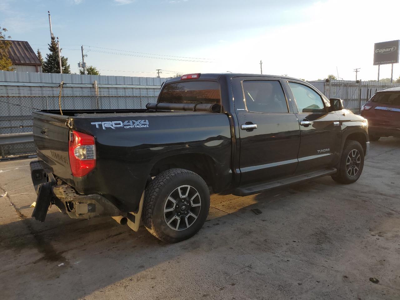 Изображение 3 2014 TOYOTA TUNDRA CREWMAX LIMITED 2014 с VIN 5TFHW5F17EX375641