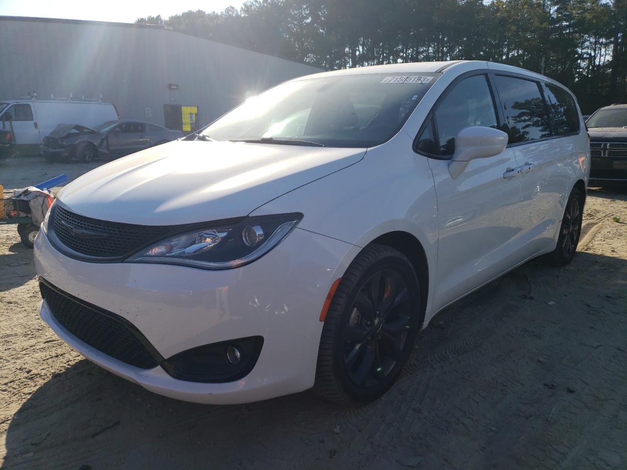 Image 1 of 2019 CHRYSLER PACIFICA TOURING PLUS 2019 with VIN 2C4RC1FG8KR639003