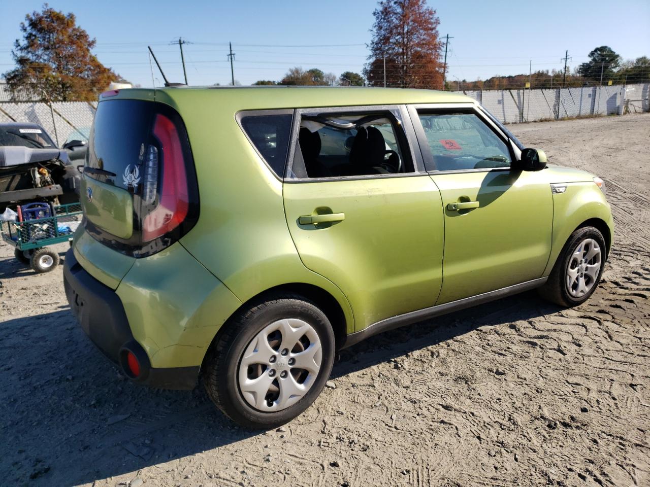 Image 3 of 2014 KIA SOUL  2014 with VIN KNDJN2A20E7737182