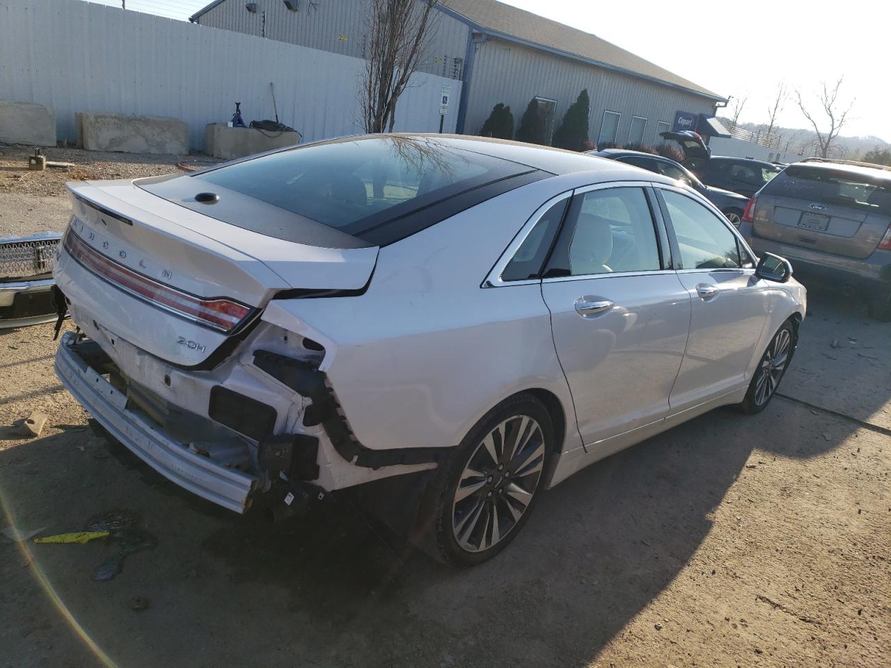 Image 3 of 2019 LINCOLN MKZ RESERVE II 2019 with VIN 3LN6L5MU0KR610636