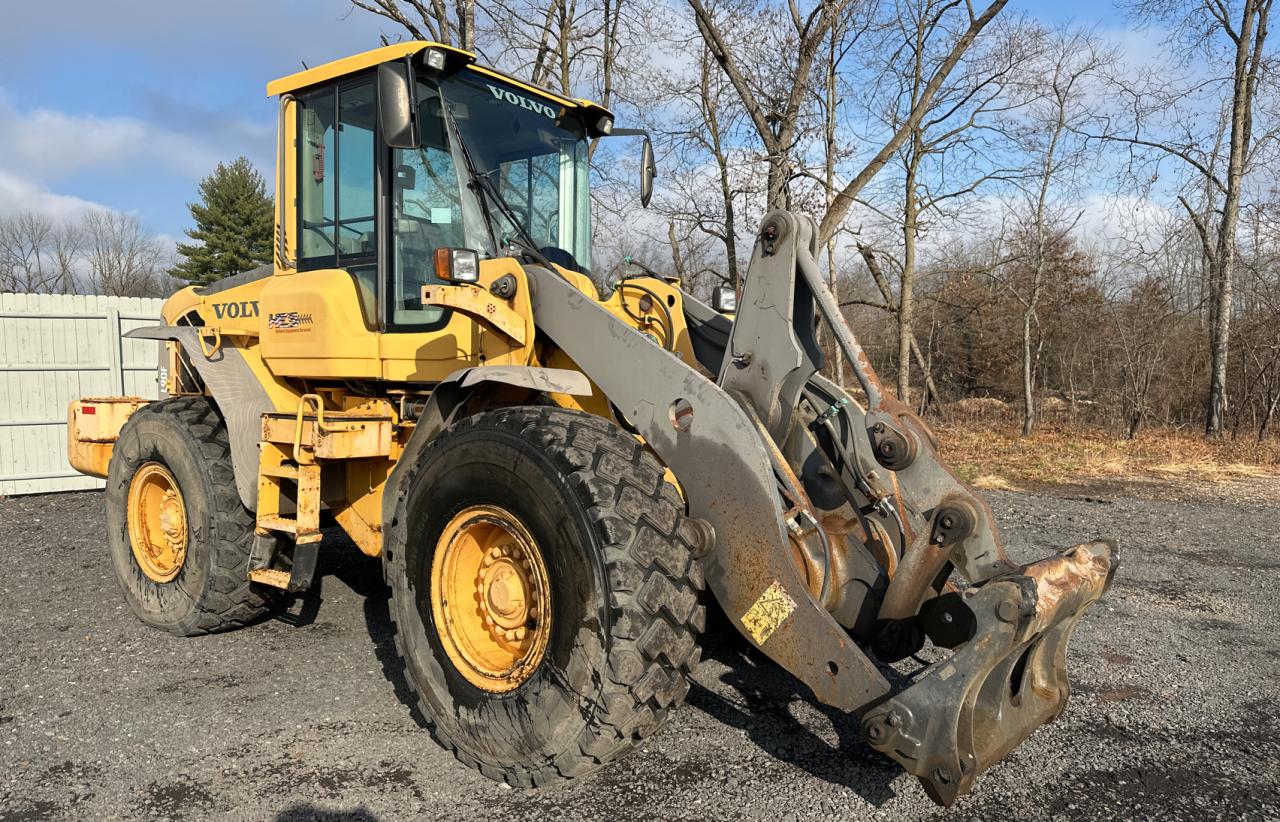 Image 1 of 2010 VOLVO L90F 2010 with VIN VCE0L90FH00069023