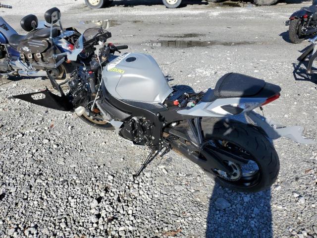 Изображение 3 2022 SUZUKI GSX-R600  2022 с VIN JS1GN7FA3N7100935