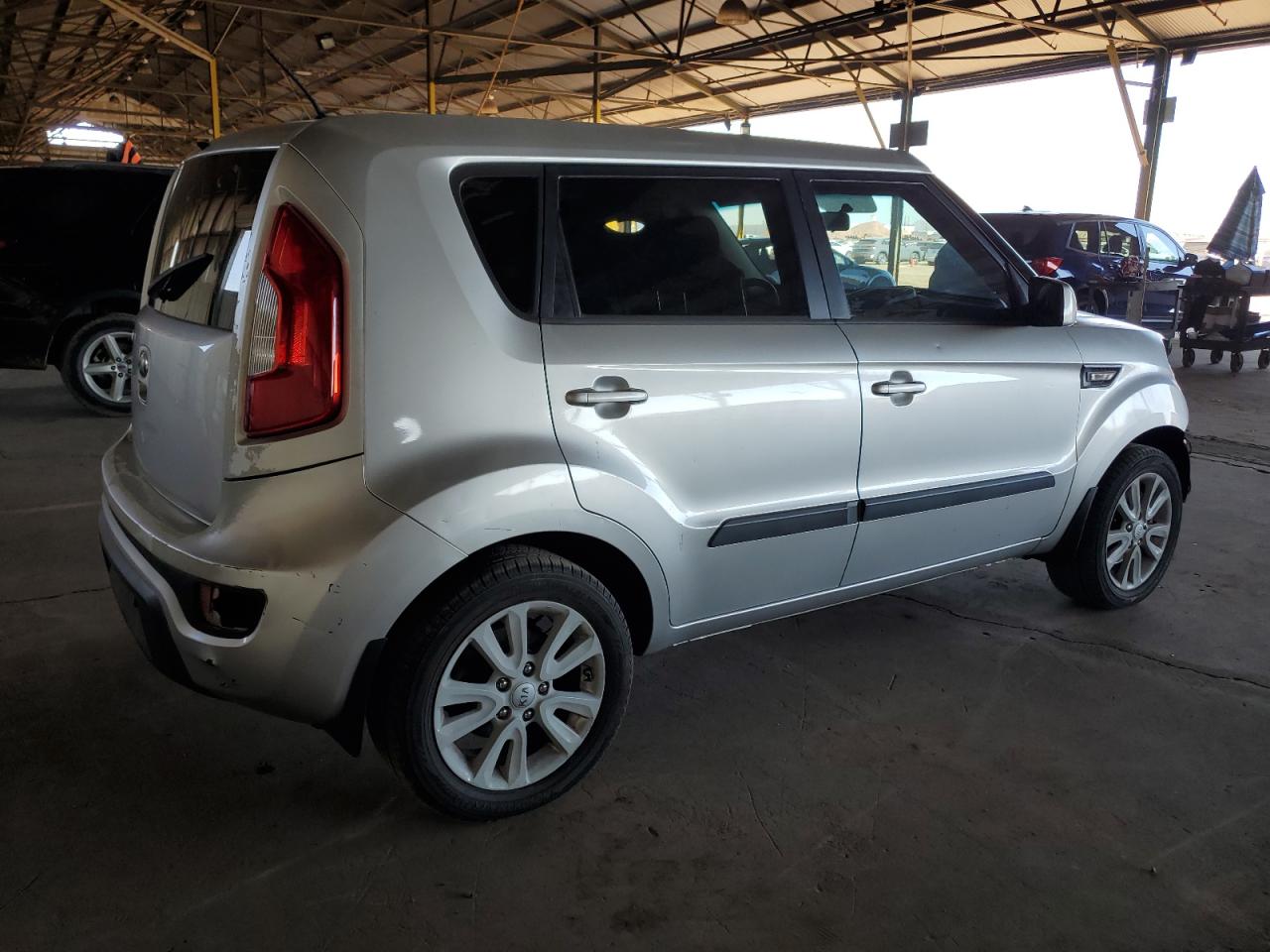 Изображение 3 2013 KIA SOUL  2013 с VIN KNDJT2A56D7576576