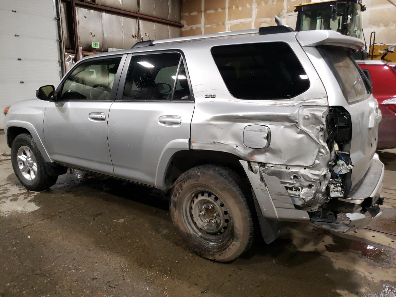 Image 2 of 2022 TOYOTA 4RUNNER SR5/SR5 PREMIUM 2022 with VIN JTEMU5JR2N6057638