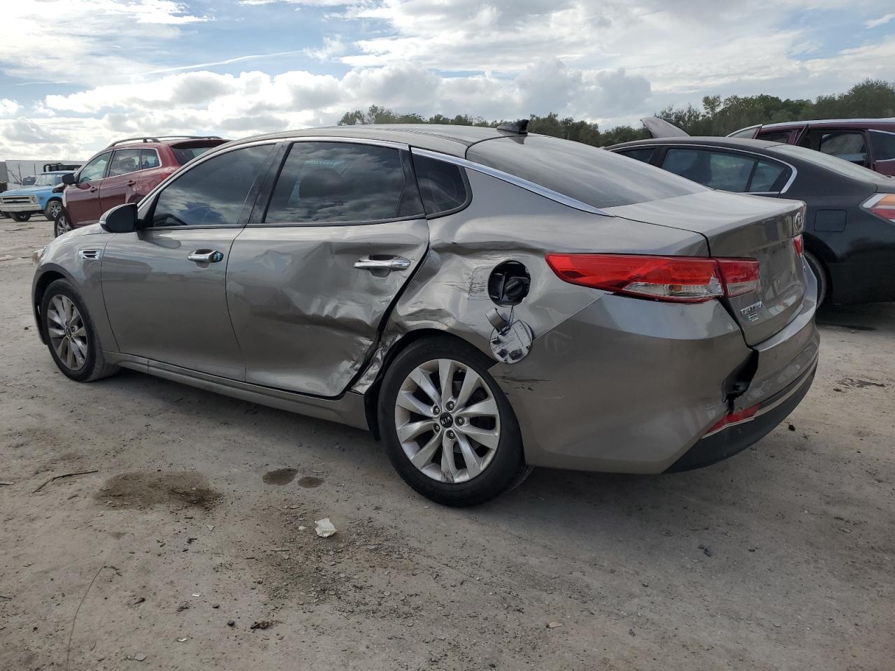 Obraz 2 z 2016 KIA OPTIMA EX 2016 z VIN 5XXGU4L30GG107798