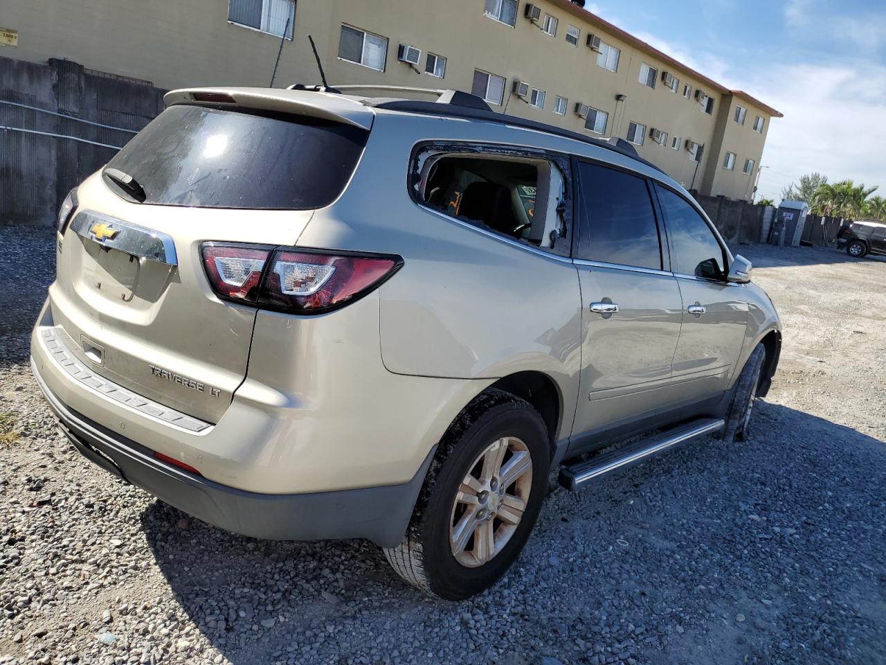 Obraz 3 z 2013 CHEVROLET TRAVERSE LT 2013 z VIN 1GNKRGKDXDJ104350