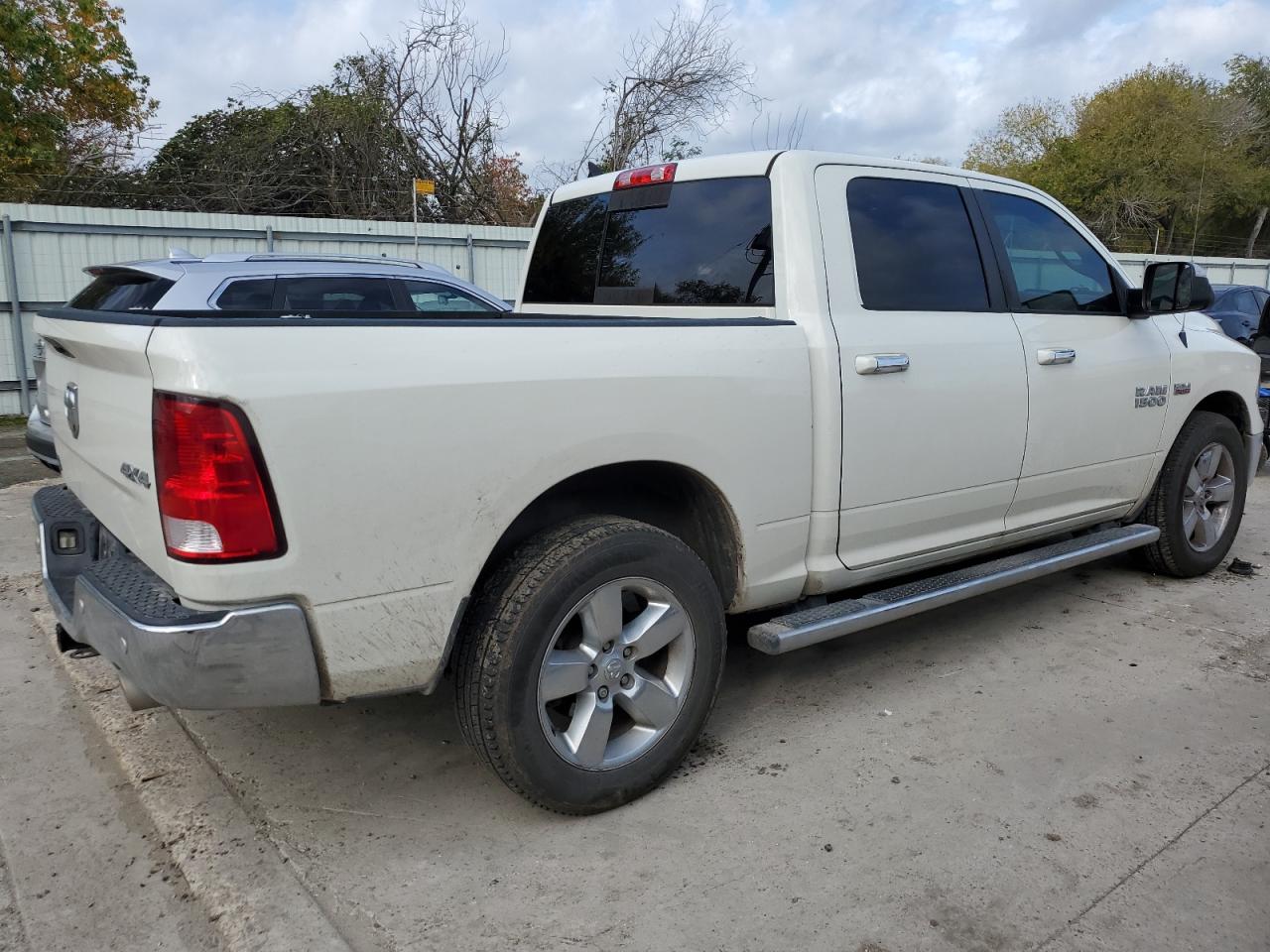Изображение 3 2016 RAM 1500 SLT 2016 с VIN 1C6RR7LT0GS407723