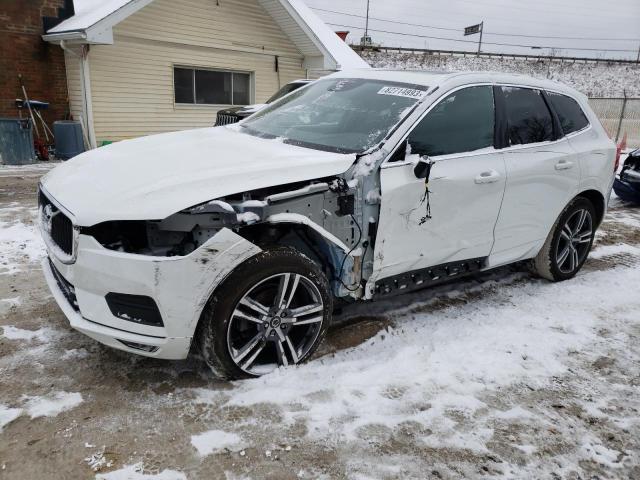 Obraz 1 z 2021 VOLVO XC60 T5 MOMENTUM 2021 z VIN YV4102RK8M1813989