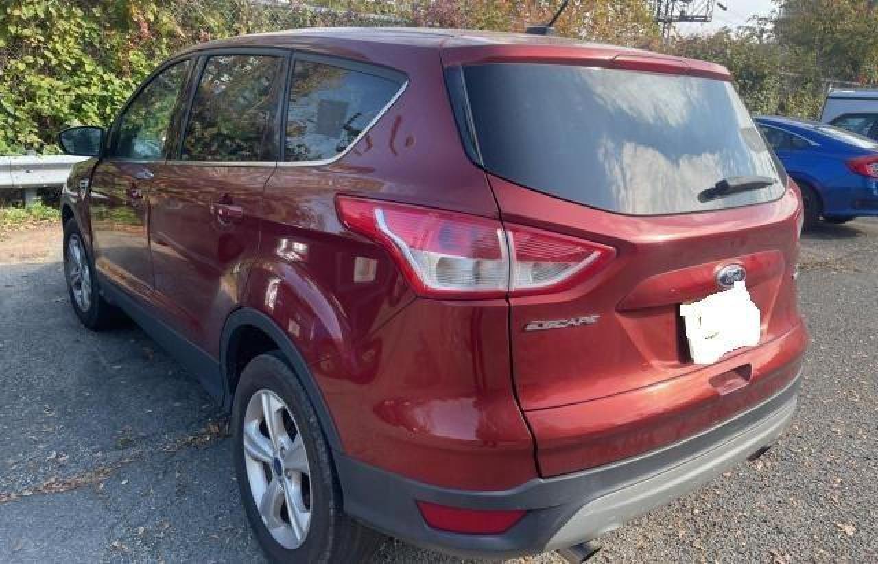Image 3 of 2015 FORD ESCAPE SE 2015 with VIN 1FMCU9GX8FUB04189