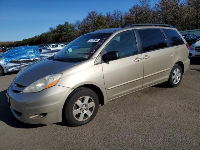 Изображение 1 2010 TOYOTA SIENNA CE 2010 с VIN 5TDKK4CC3AS291091