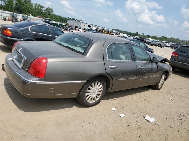 Obraz 3 z 2003 LINCOLN TOWN CAR EXECUTIVE 2003 z VIN 1LNHM81W23Y650832