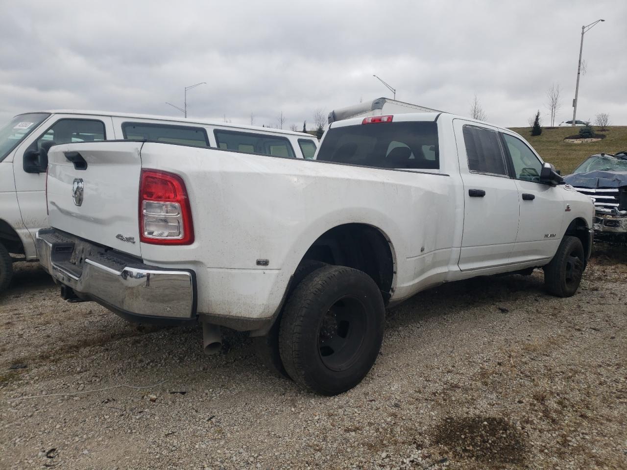 Obraz 3 z 2021 RAM 3500 BIG HORN 2021 z VIN 3C63RRHL8MG527864